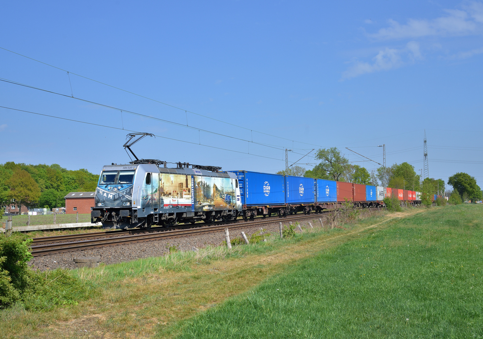 386 020-2 --Metrans-Hamburger Hafen-- am 27.04.20 in Hamm-Neustadt