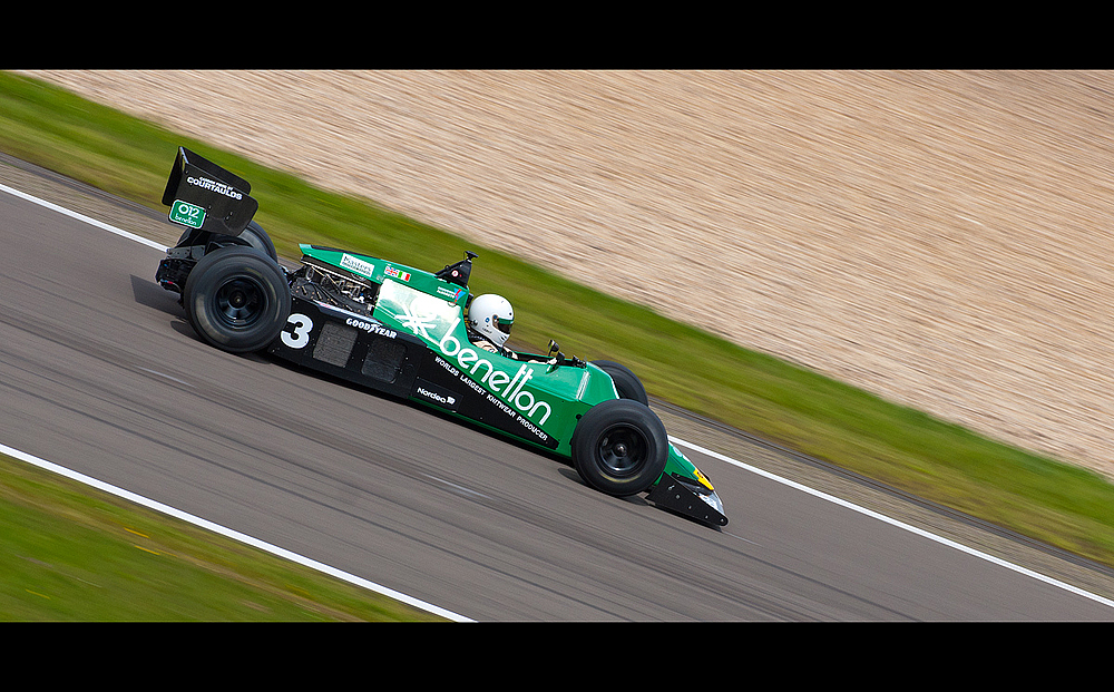 39. AvD-Oldtimer-Grand-Prix 2011 am Nürburgring - Ian Simmonds im Tyrrell 012 Baujahr 1983