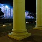 39/100 documenta (D14) Parthenon bei Nacht