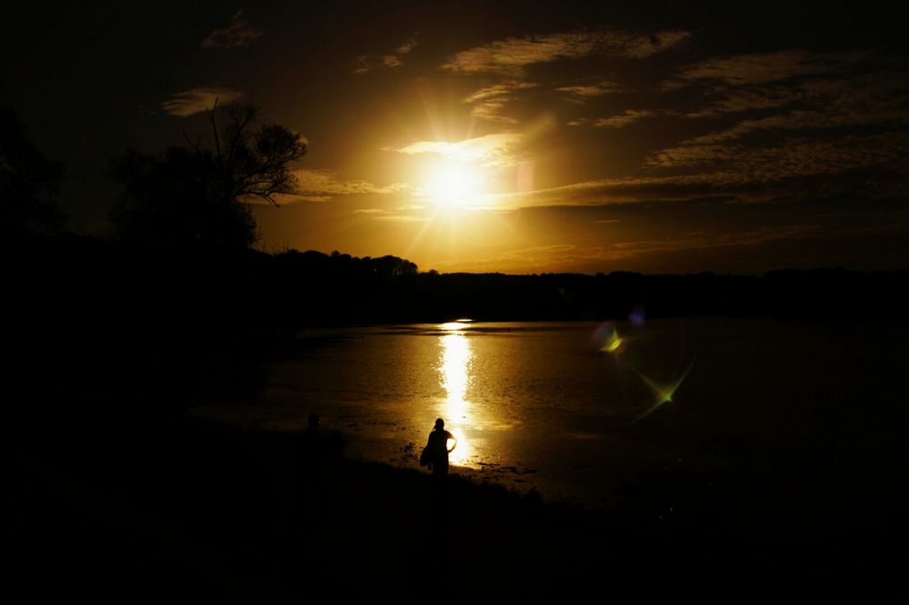 SONNENUNTERGANG AM BALDENEY SEE...  von MICHAEL GUETTLER