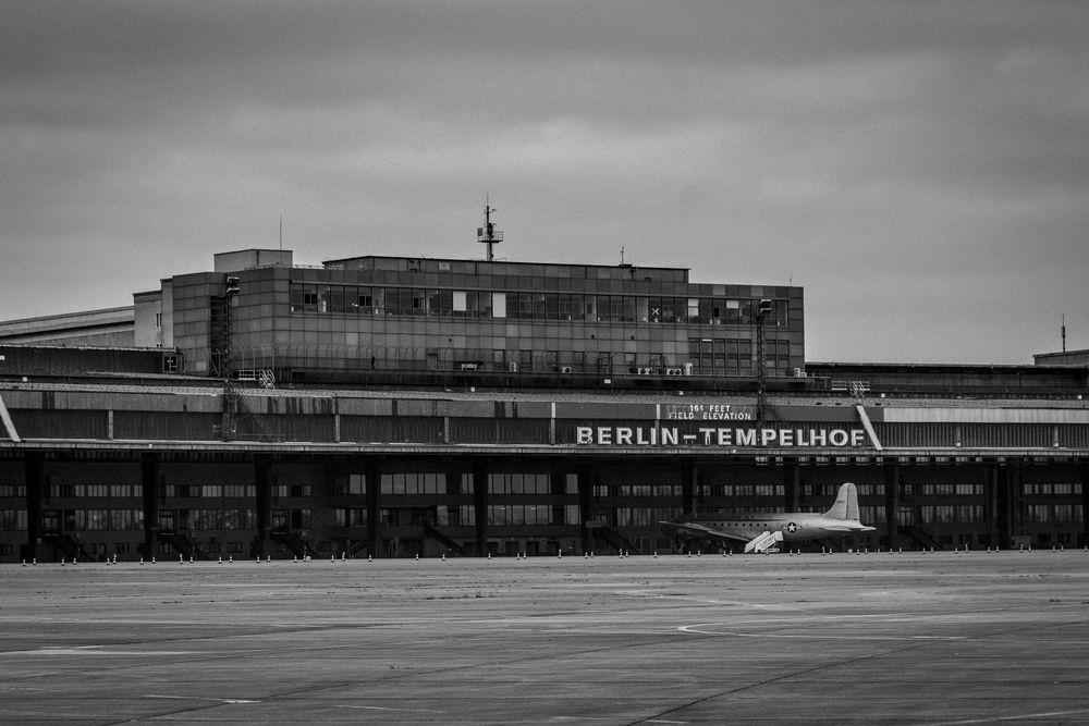 Berlin Tempelhof von Daniel Szymczak