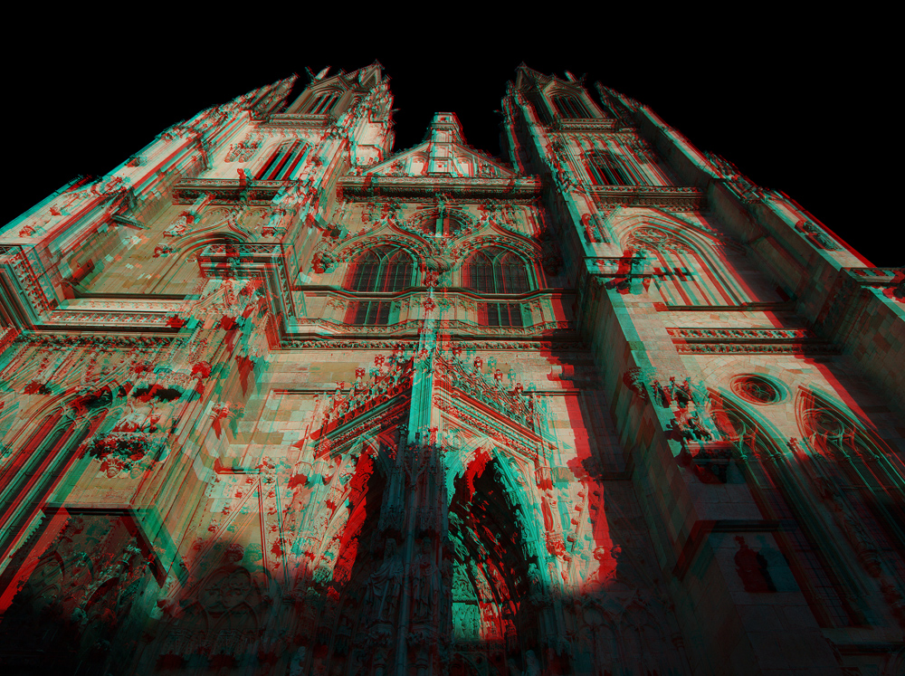 [3D] - ROT/CYAN - Regensburger Dom