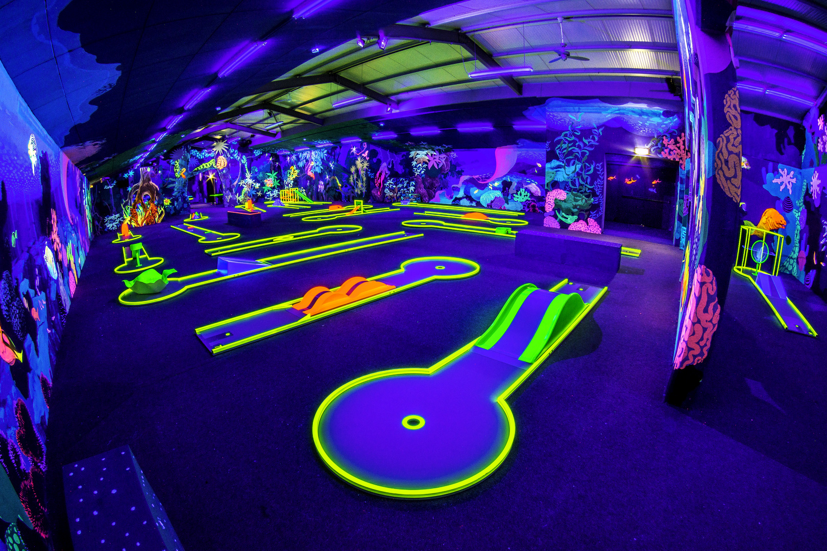 3D-Schwarzlicht-Minigolf, Stuttgart