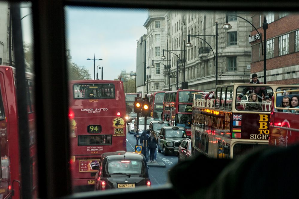 London Bus by Al Borde del Tejado 