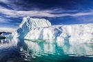 Greenland icebergs von Bobby Beinhardt