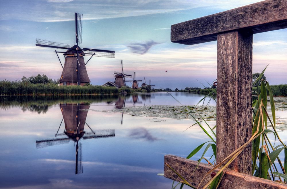 Die Mühlen von Kinderdijk von L.O. Michaelis