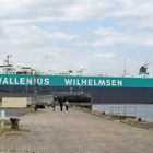 4. An der Schleuse muss das Schiff noch gedreht werden