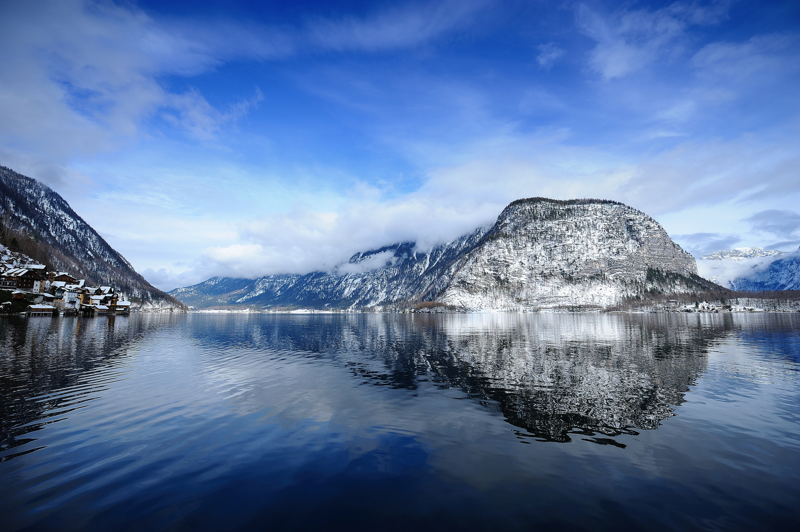 4 Grad Wassertemperatur - Halltättersee, Oberösterreich