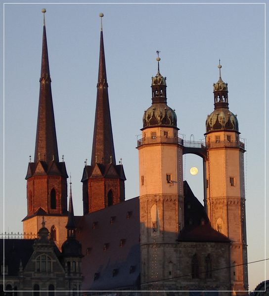 4 Kirchtürme in Halle/S.