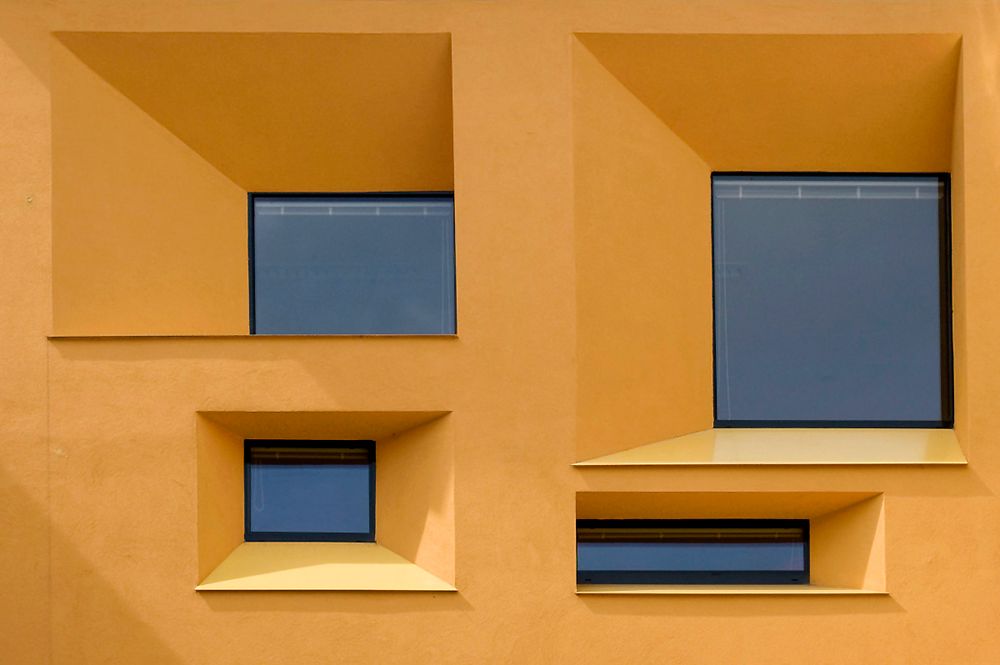 4 Windows