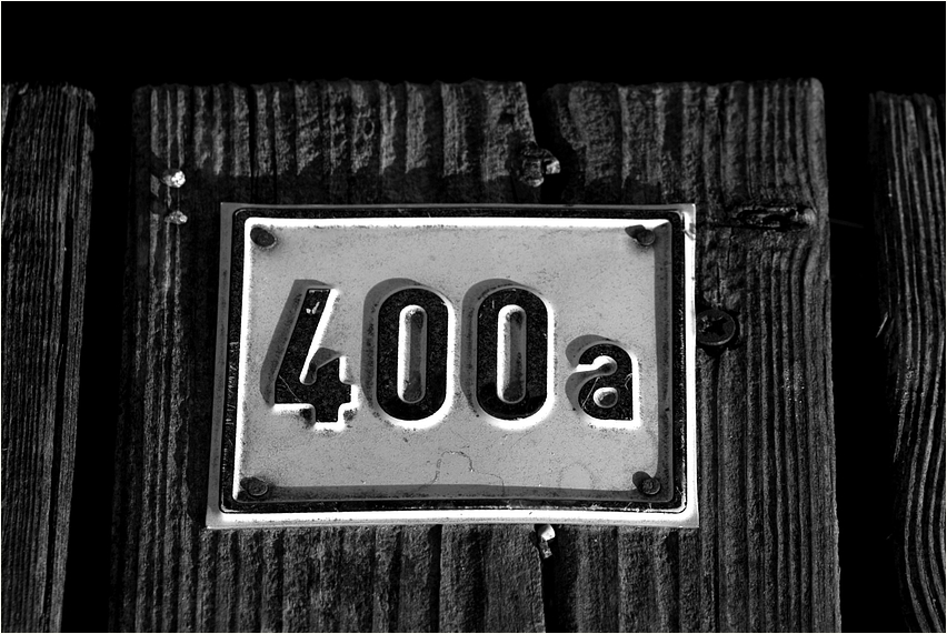 400a