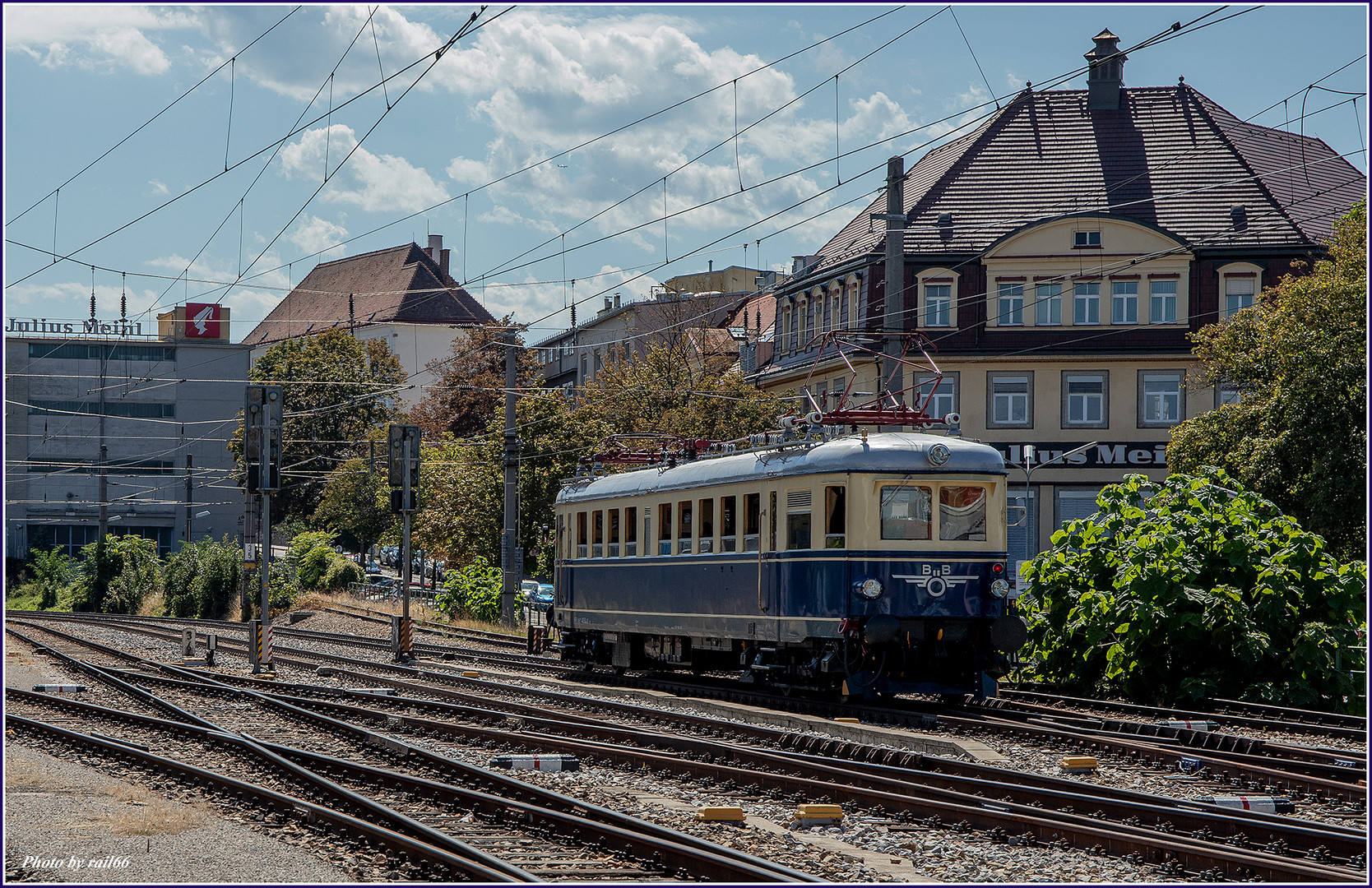 4042 auf großer Fahrt V