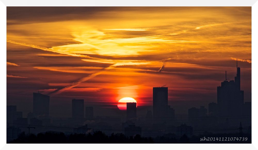 Magischer Sonnenaufgang von Sinian Huang 