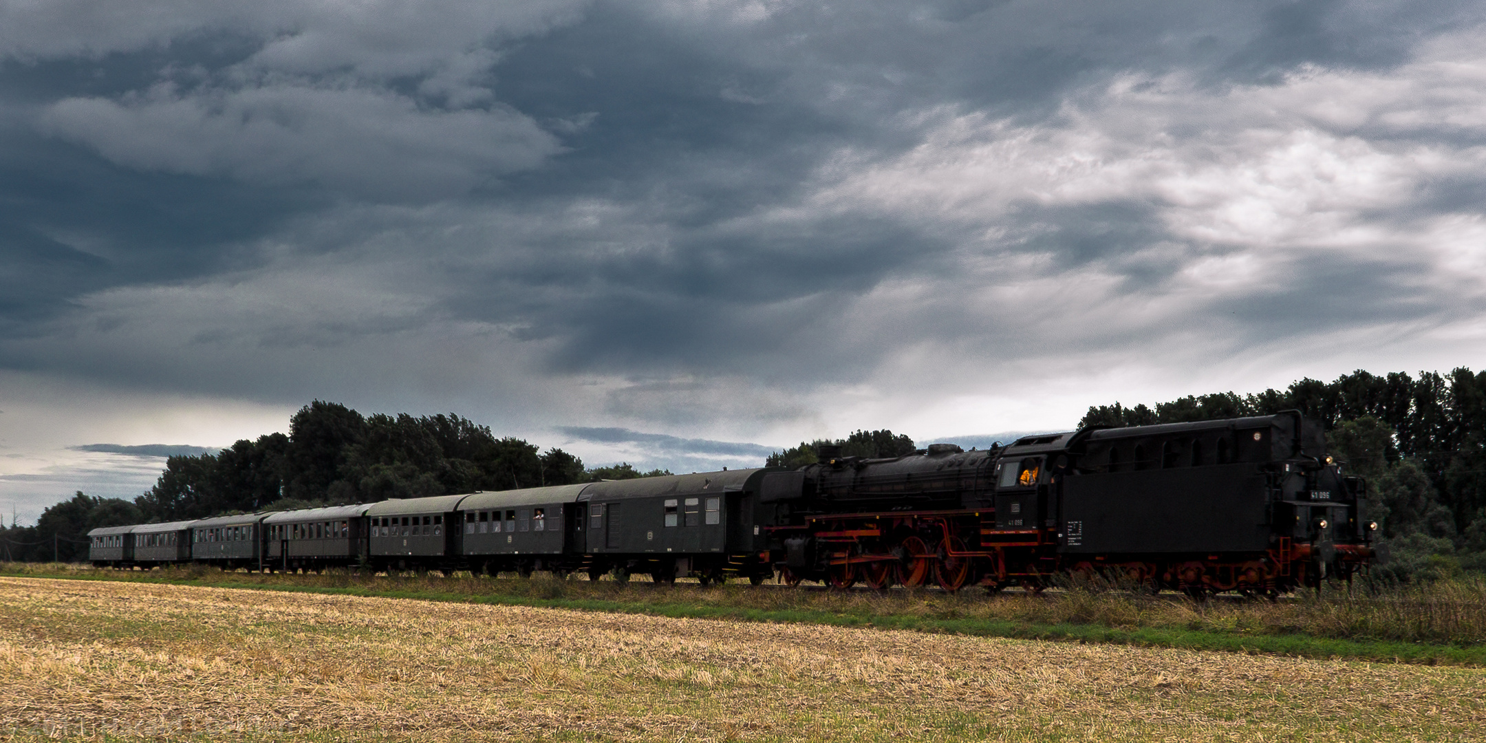 41096 auf dem Weg nach Braunschweig Hbf