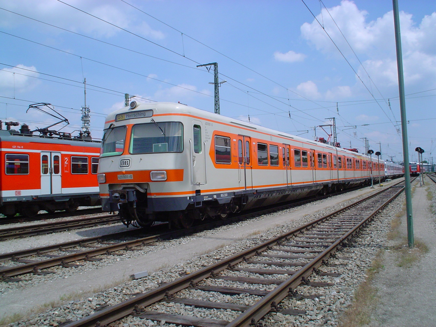 420 001 in Steinhausen