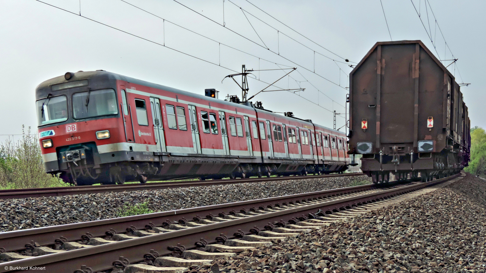 420 317-0 als S7 nach Frankfurt