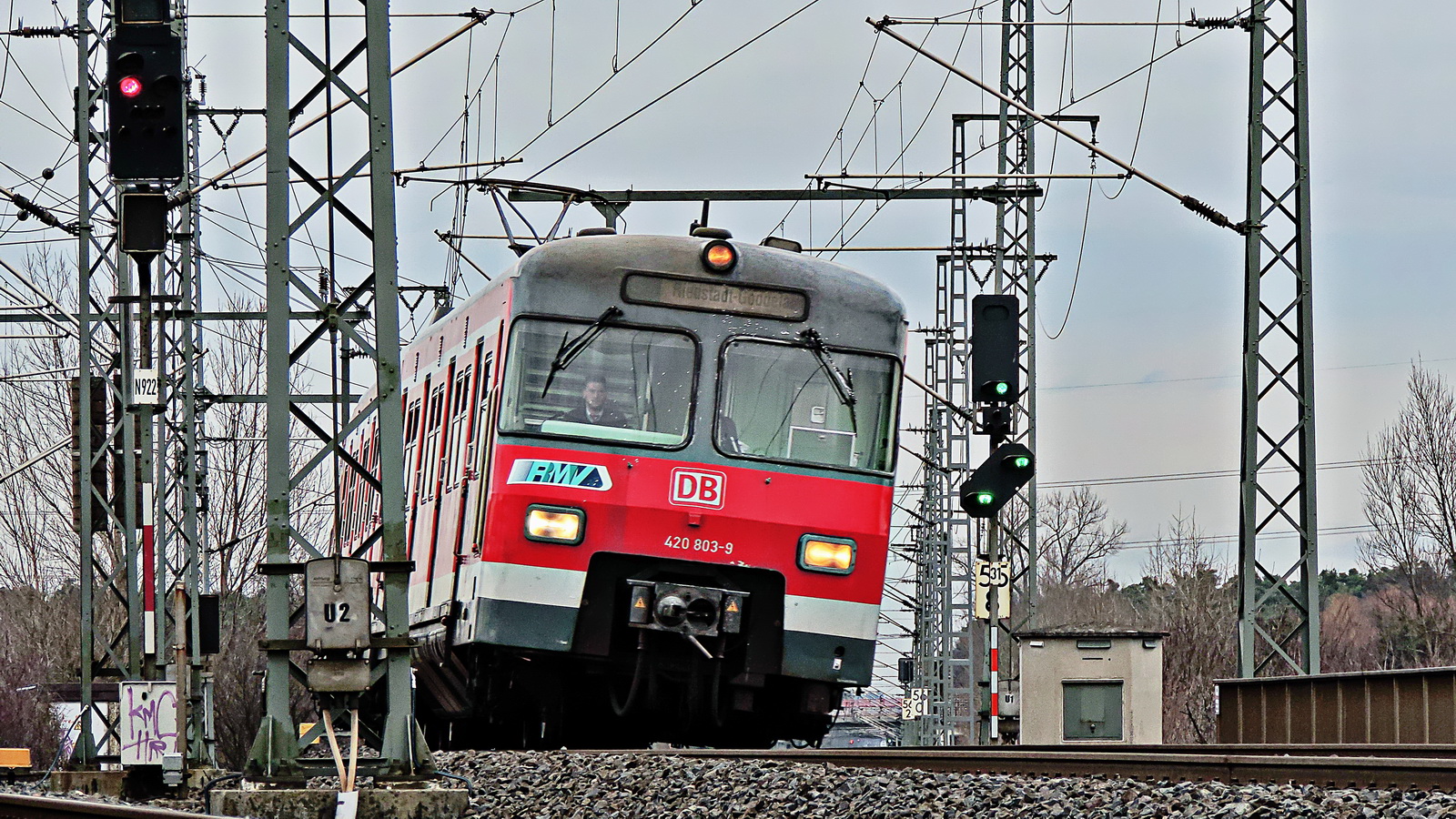 420 803 als S7 nach Riedstadt