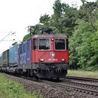 421 385-6 SBB Cargo mit einem Containerzug