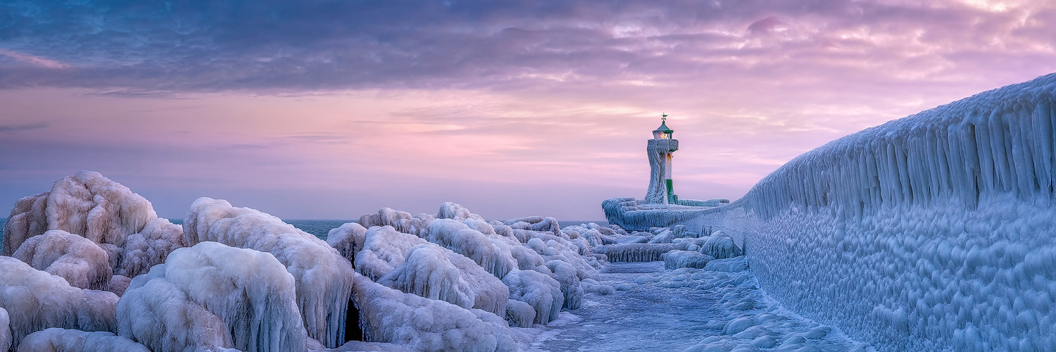 Winter Lighthouse by M.Voss