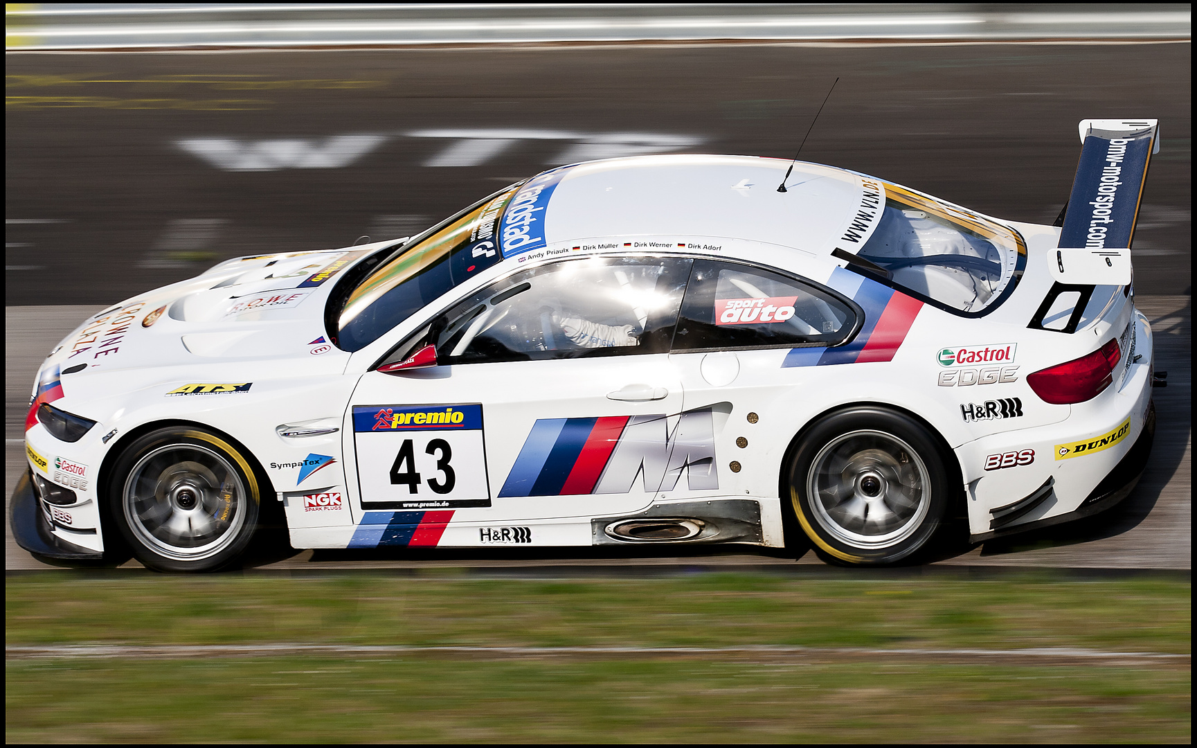 #43 BMW Motorsport BMW M3 GT