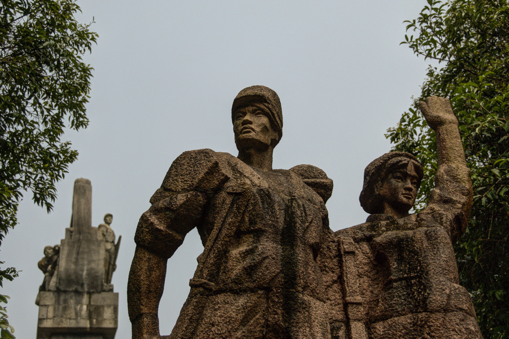 430 - Yangshuo - Monument in the Park