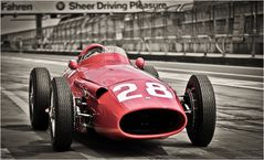 44. AvD OGP / Maserati 250F 2526