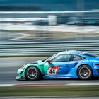 #44 Falkenporsche auf der Start-/Zielgeraden