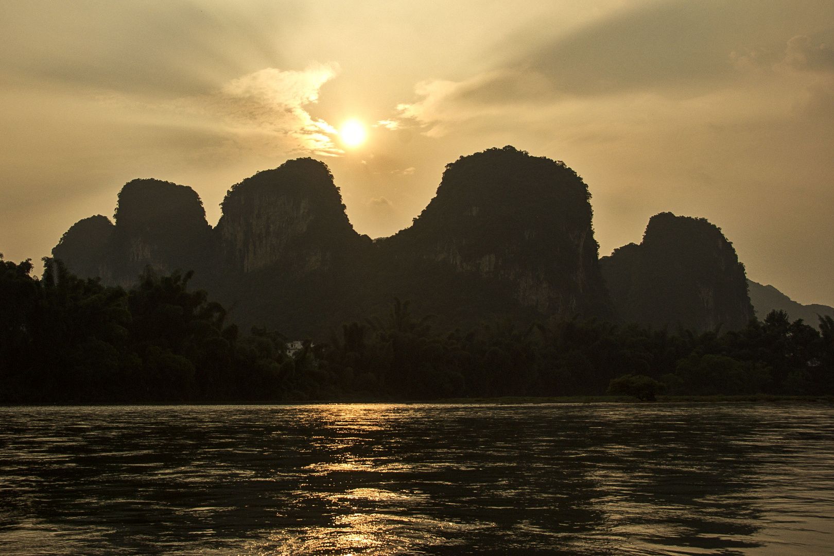 440 - Yangshuo - Karst Peaks and Lijiang River