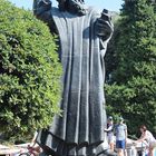 (444) statue ivan mestrovic- gregor von nin- in split kr