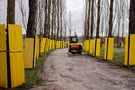 Baustelle in Gelb von Gerd Schreier