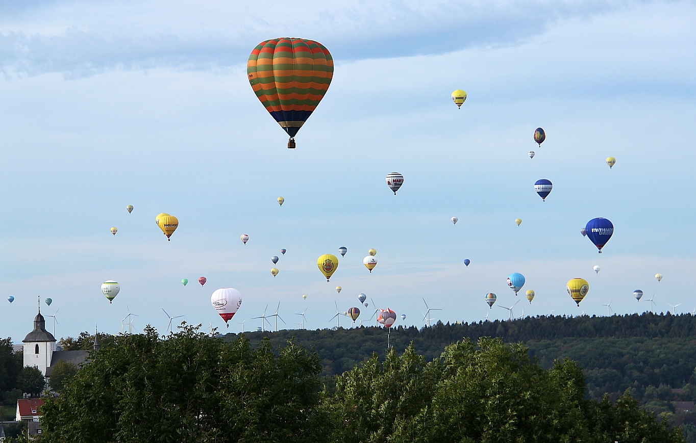 46 ballons