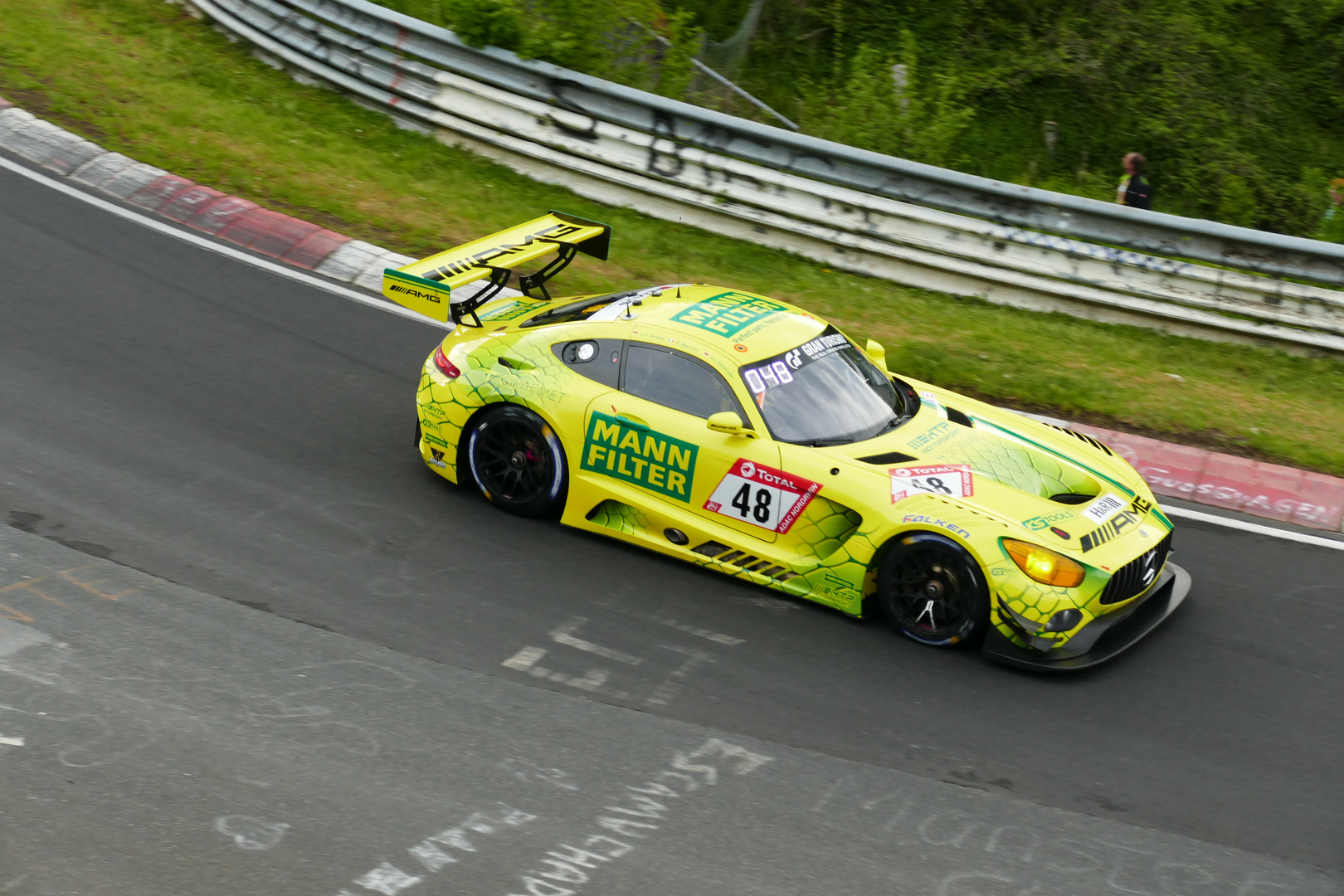 #48 - Mercedes AMG GT3 - Gelbe Mamba vom MANN-FILTER Team HTP Motorsport 