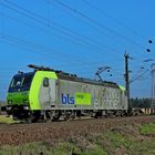 485 019-4 bls cargo mit einem gem. Güterzug