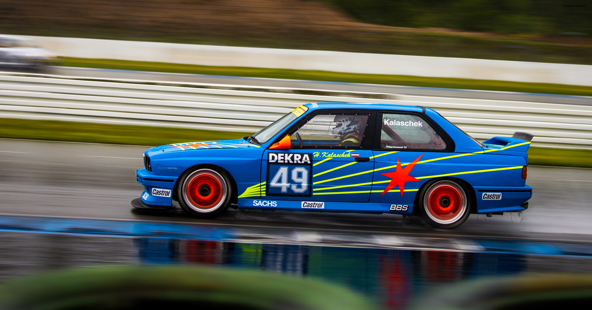 #49 BMW M3 E30 DTM - Philipp Kennewell