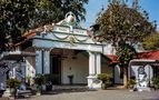 Kraton von Yogyakarta (Java) - Donopratoro Tor von Blula