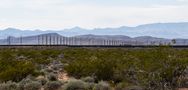 Solaranlage in Nevada de Minou Nowrousian