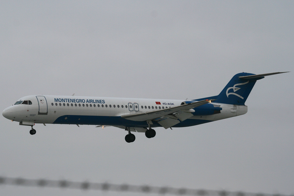 4O-AOK - Montenegro Airlines