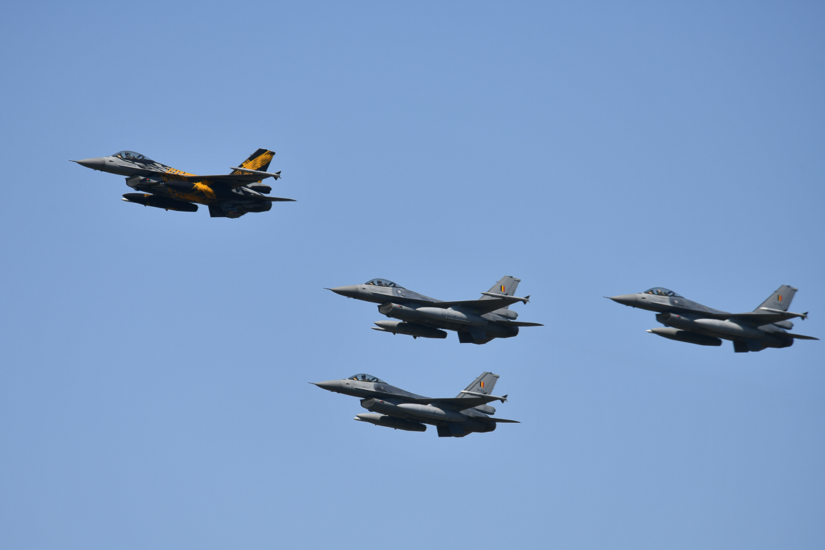 4x F-16  Kleine Brogel (B)