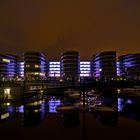 5 Boats im Hafen Duisburg bei Nacht