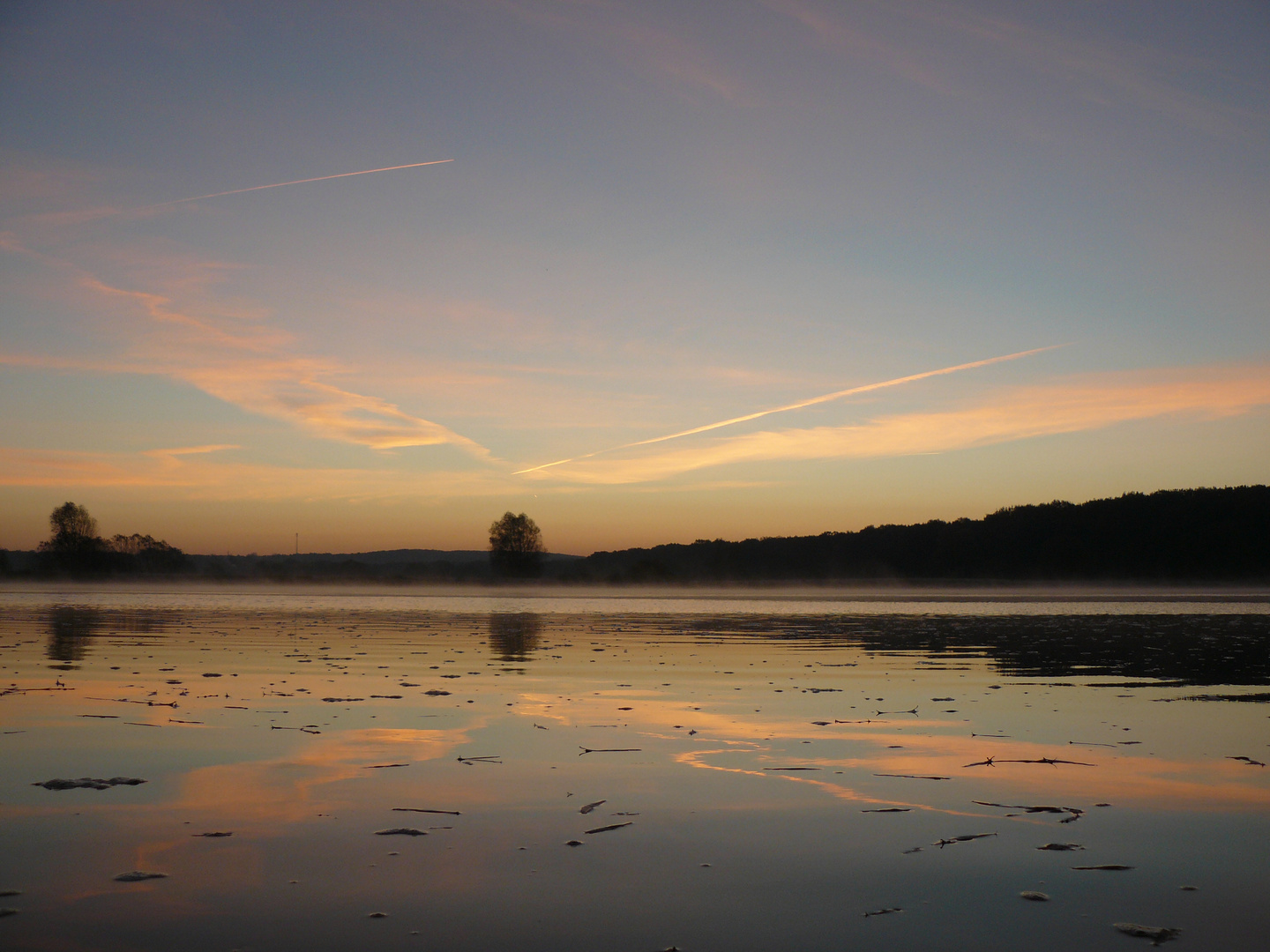 5 Minuten vor dem Sonnenaufgang an der Oder