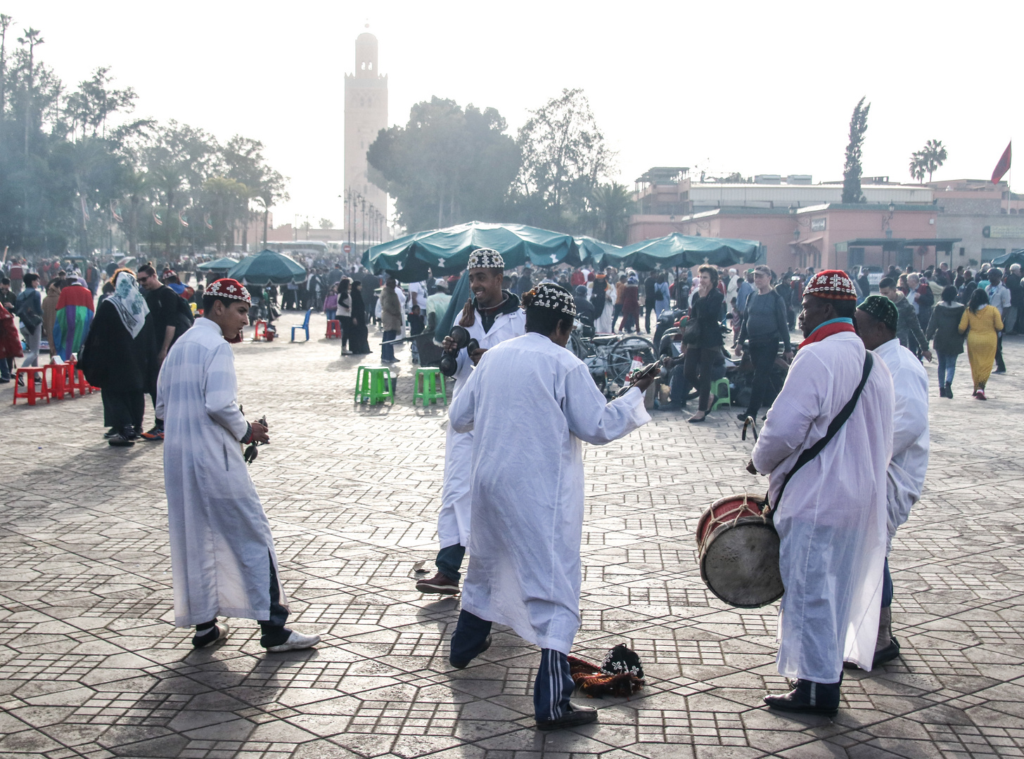  5 Musiker Platz Maroc col+SW 