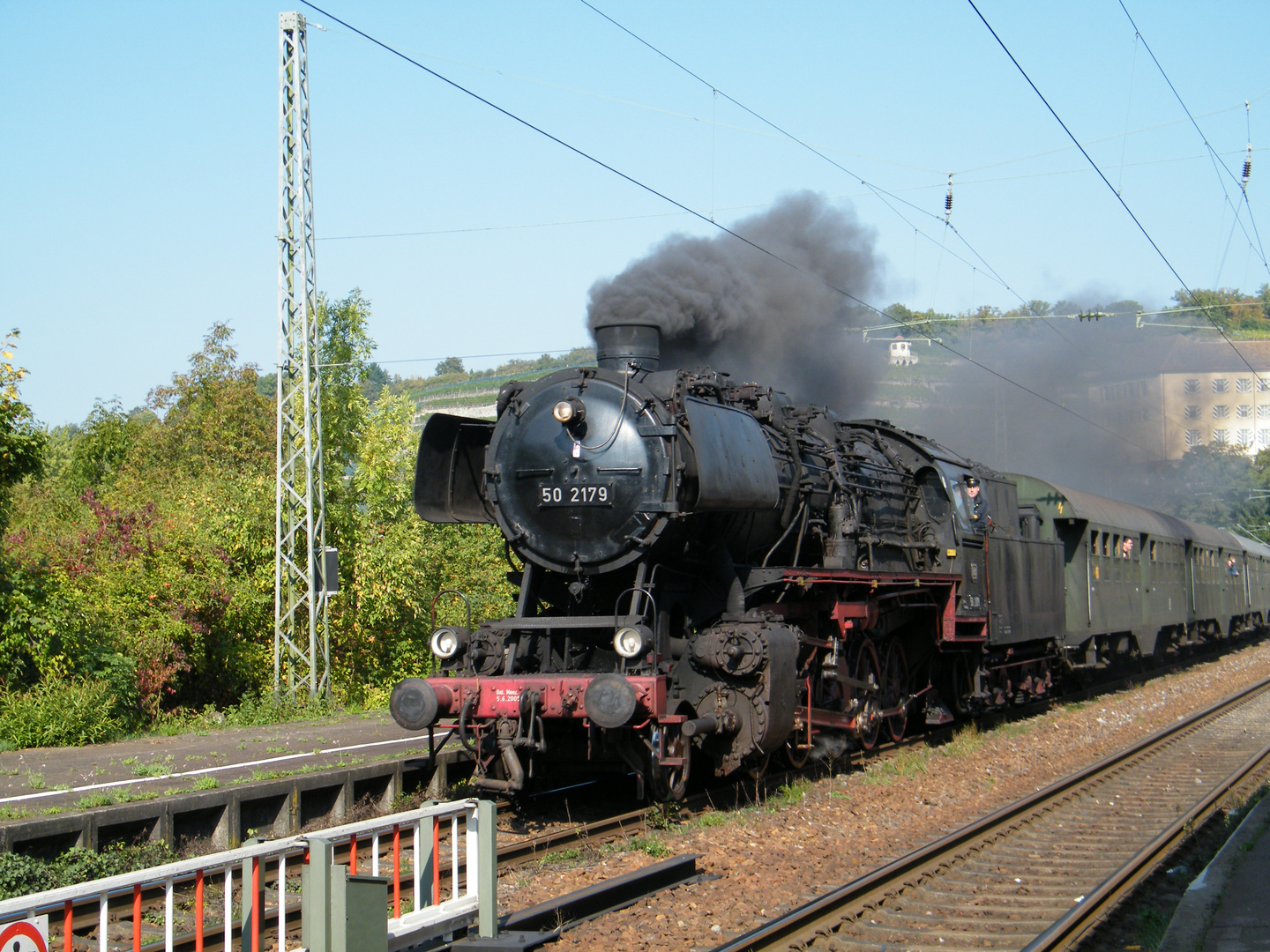 50 2179 bei voller Fahrt