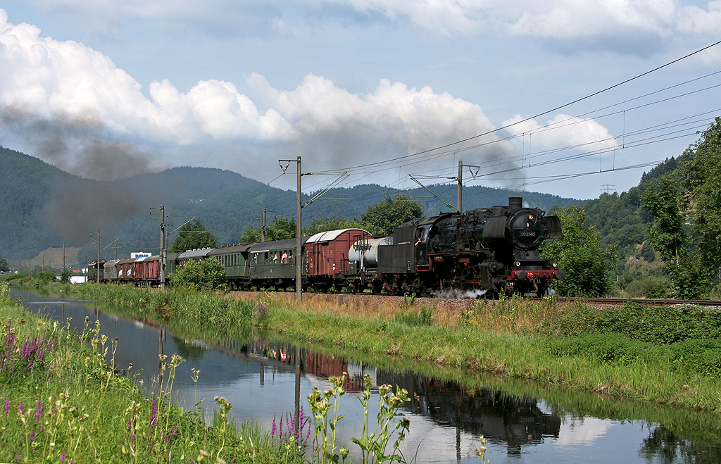 50 2740 auf dem Weg in den Hochschwarzwald