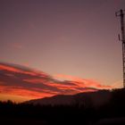 50 Meter Mast im Sonnenaufgang