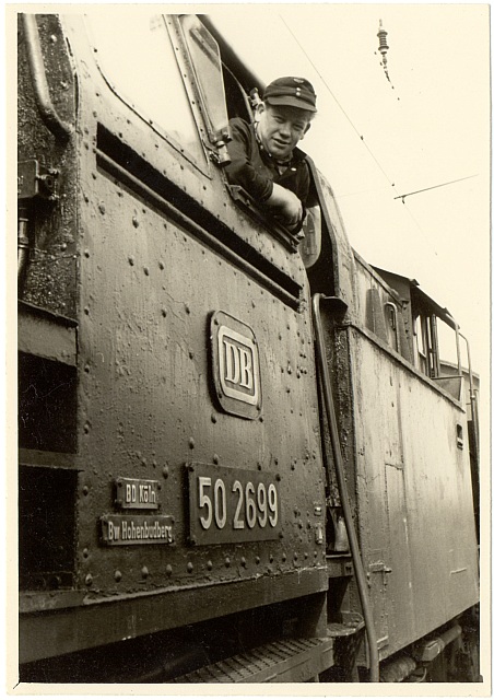 50 mit Heizer im Bw Hohenbudberg 1964