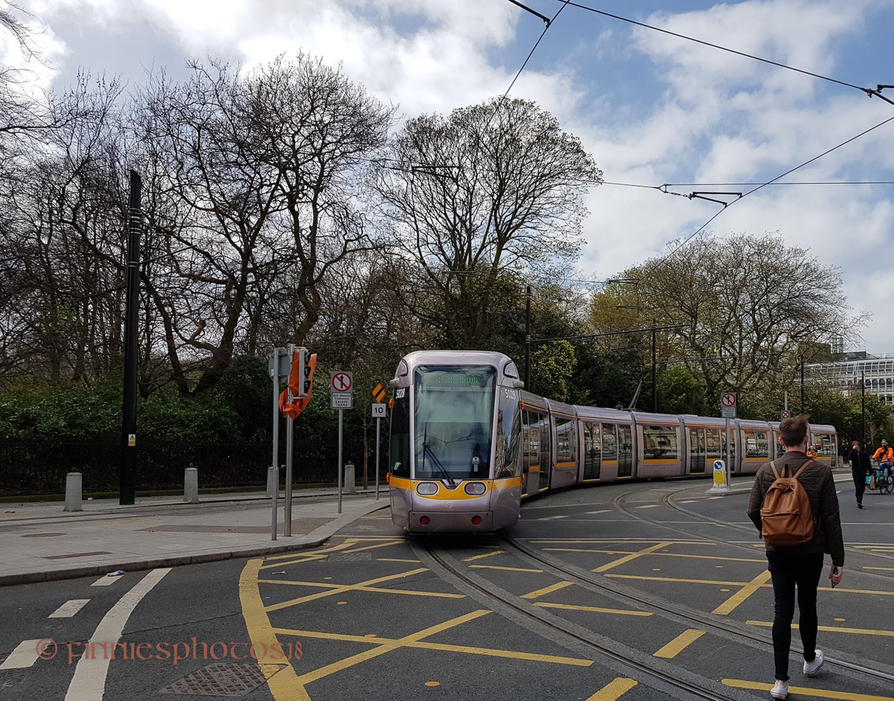 5028, der zweite des 55m lange Citadis Trams