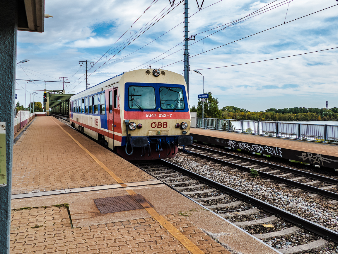 5047 032-7 auf dem weg zum haptbahnhof