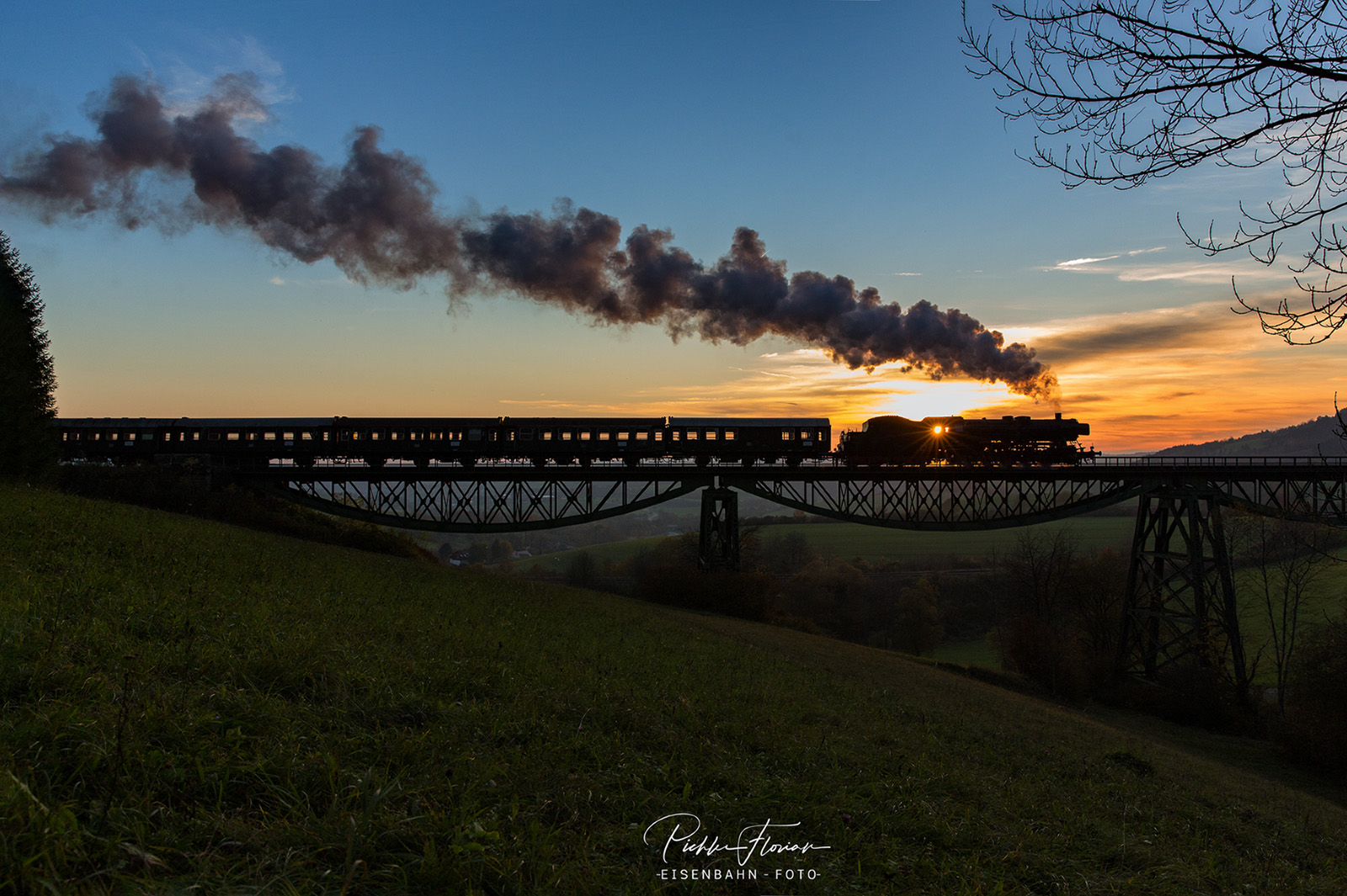 50er am Biesenbach Viadukt