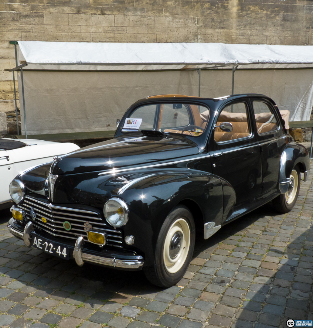 `51 - PEUGEOT 203 A DECOUVRABLE