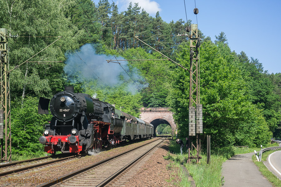 52 4867 bei der Franzosenwoogtunnel in die nahe von Hochspeyer